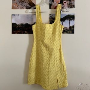 Yellow dress